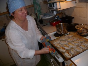 Eija with Karjalanpiirakka fresh from the oven